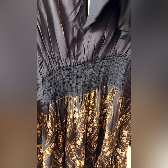 Farm Rio Black Paisley Print Long-Sleeve Mini Dress - Picture 7 of 15